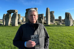 Rob-Nesbitt-at-Stonehenge